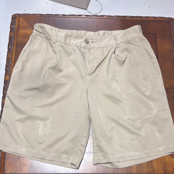 Men's Beige Shorts - Picture 1 of 3
